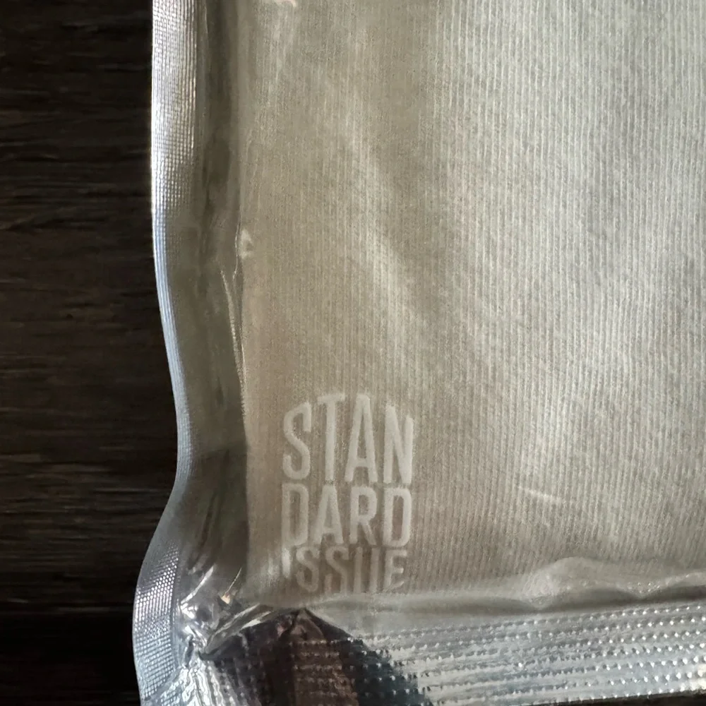 Standard Issue Men's Short Sleeve Tee - White NWT - Picture 4 of 5